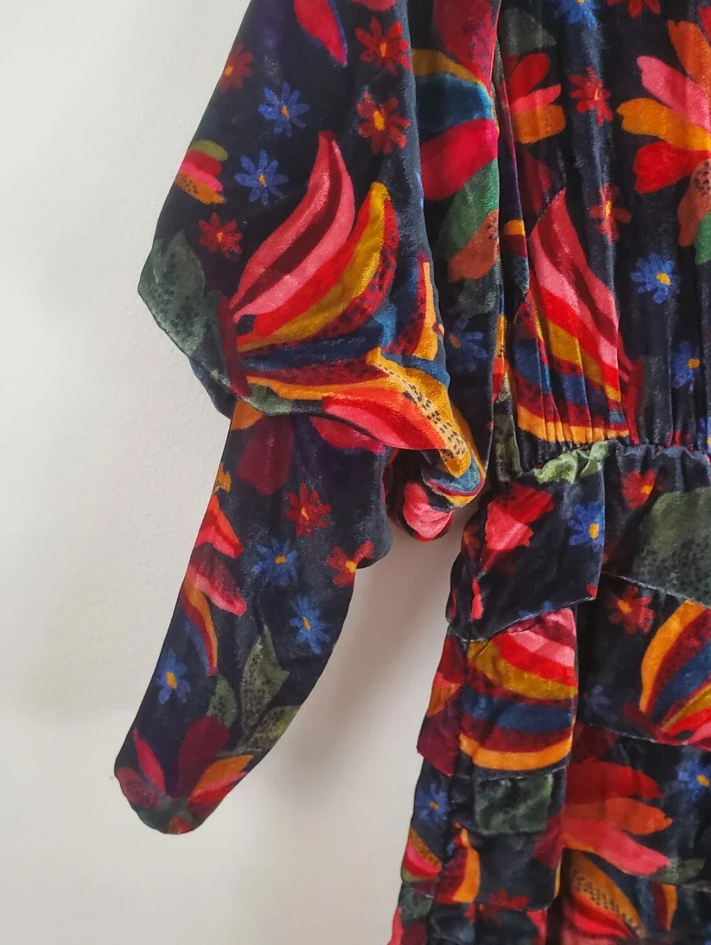 FARM Rio Banana Sky Long Sleeve Velvet Dress Women's Size XS Banana Sky Black - Picture 6 of 16